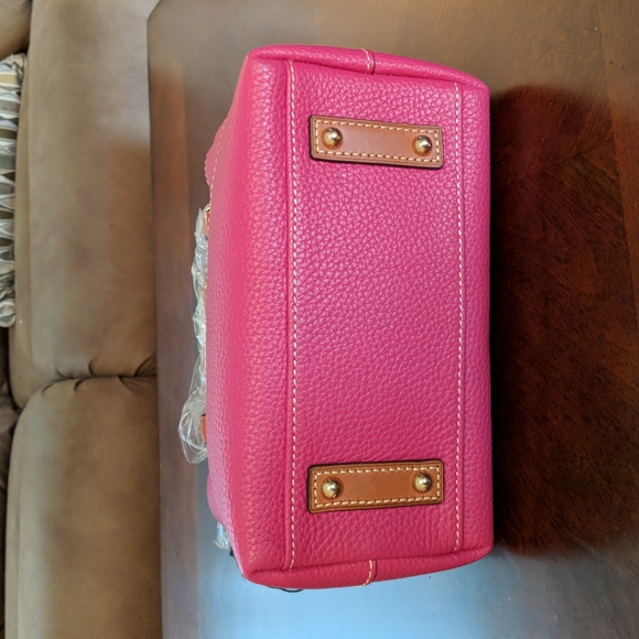 HTF NWT Dooney & Bourke Mini Chelsea - Picture 4 of 11